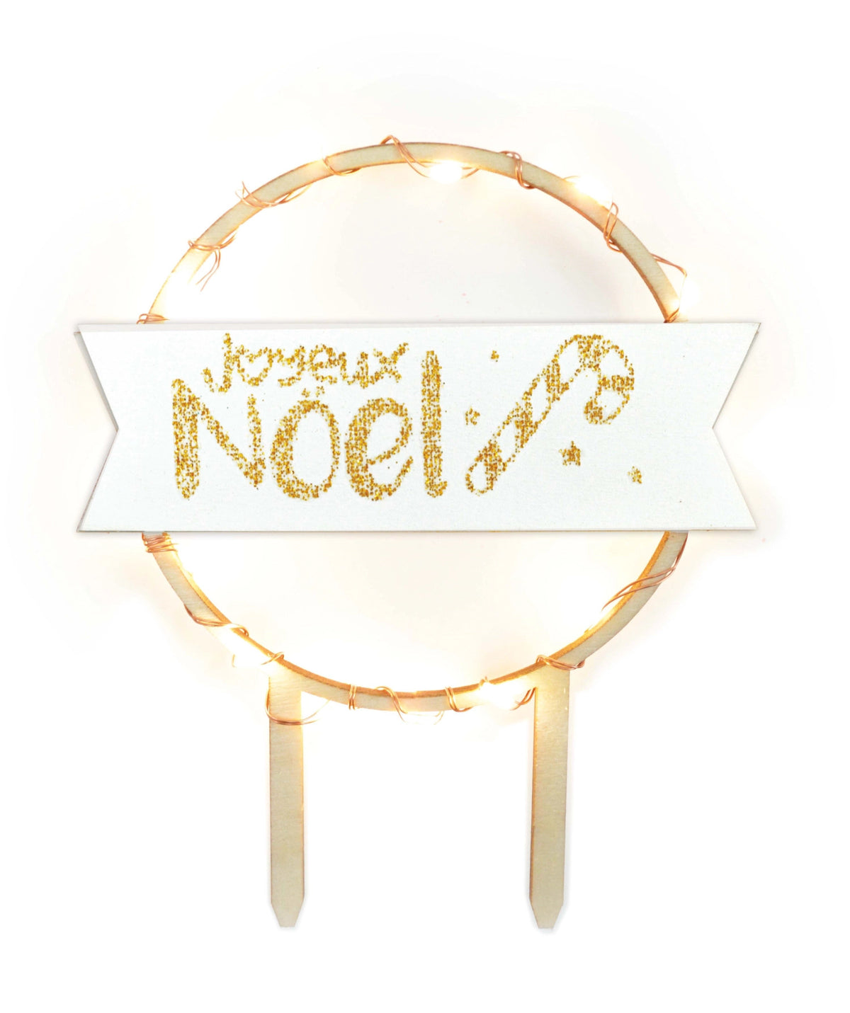 Cake Topper mit LED-Beleuchtung Joyeux Noël in Beige präsentiert im Onlineshop von KAQTU Design AG. Backutensilien ist von Scrap Cooking
