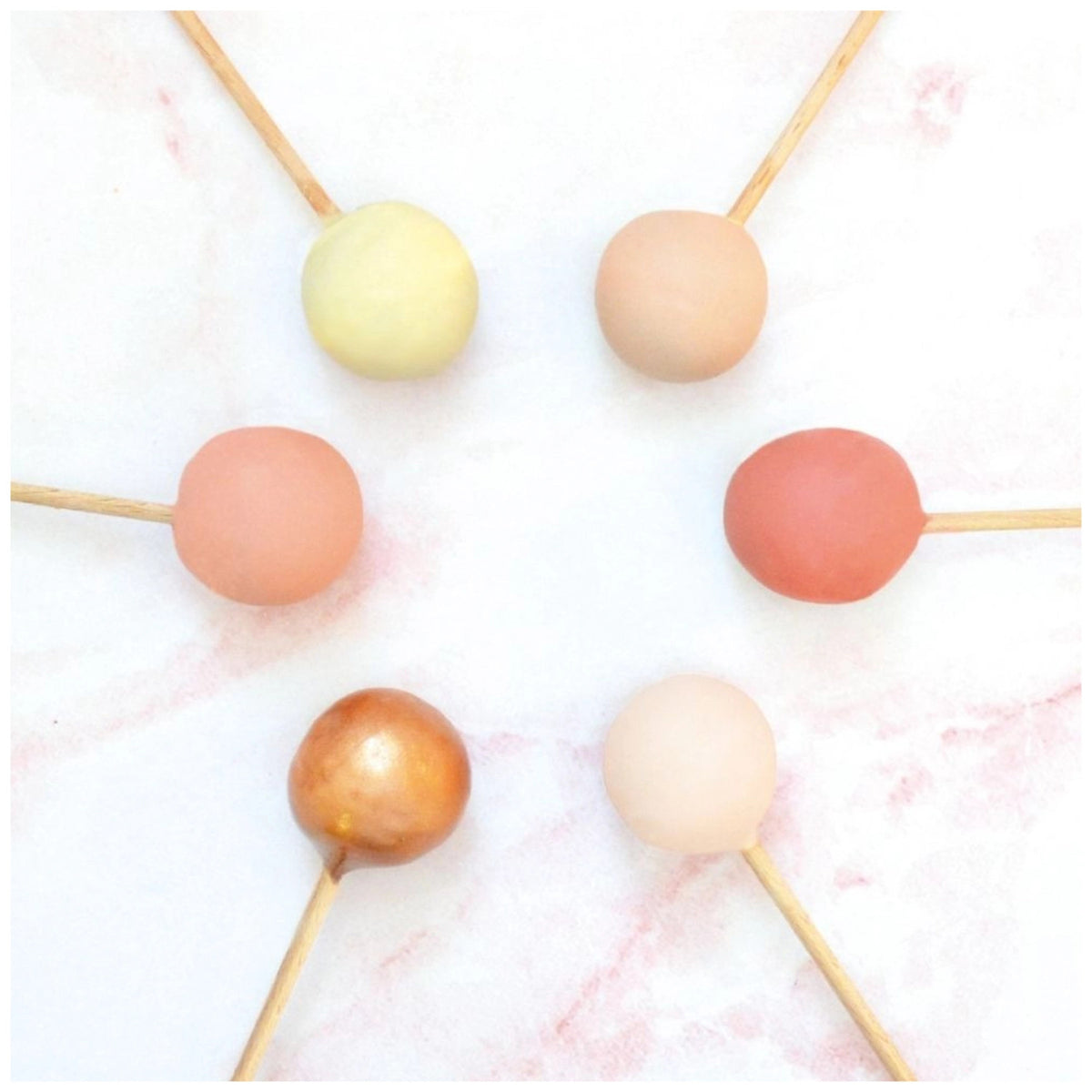 20 Sticks für Pop Cakes in Braun präsentiert im Onlineshop von KAQTU Design AG. Backutensilien ist von Scrap Cooking