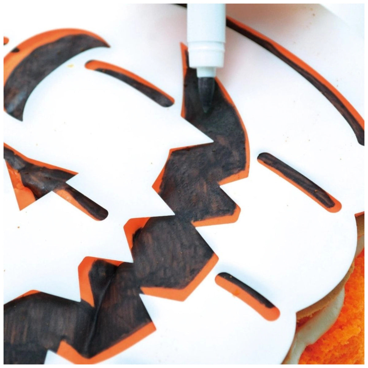 Lebensmittelstift schwarz in Schwarz präsentiert im Onlineshop von KAQTU Design AG. Zutaten ist von Scrap Cooking