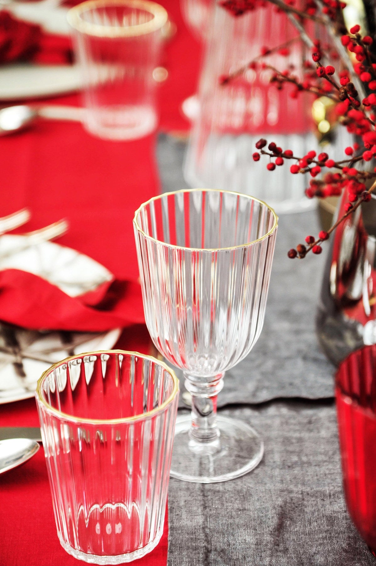 2er Set Gläser aus Acryl 350ml in Transparent präsentiert im Onlineshop von KAQTU Design AG. Glas ist von Easy Life