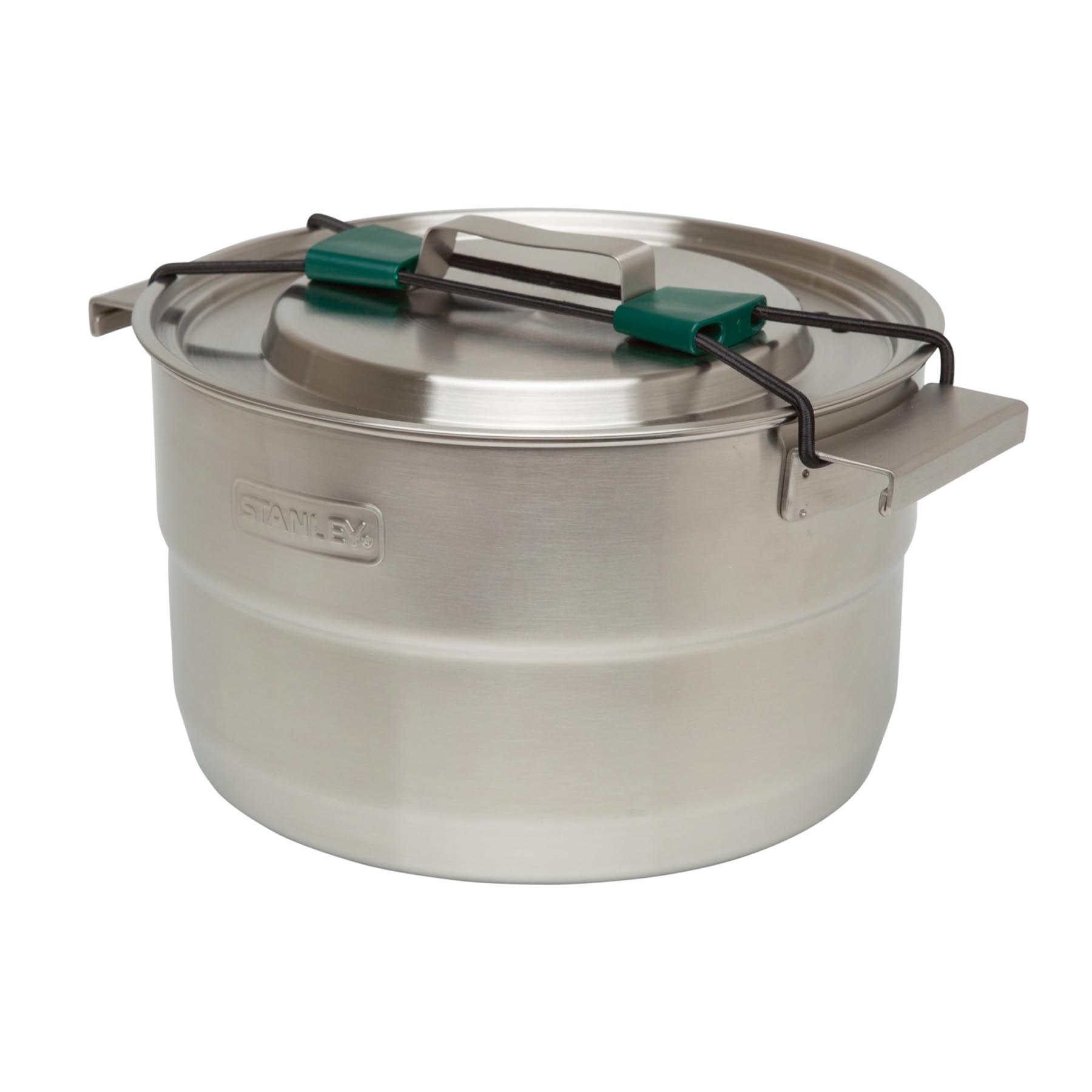 Full Kitchen Base Camp Cook Set 3.5l in Silber präsentiert im Onlineshop von KAQTU Design AG. Aufbewahrungsbehälter ist von Stanley