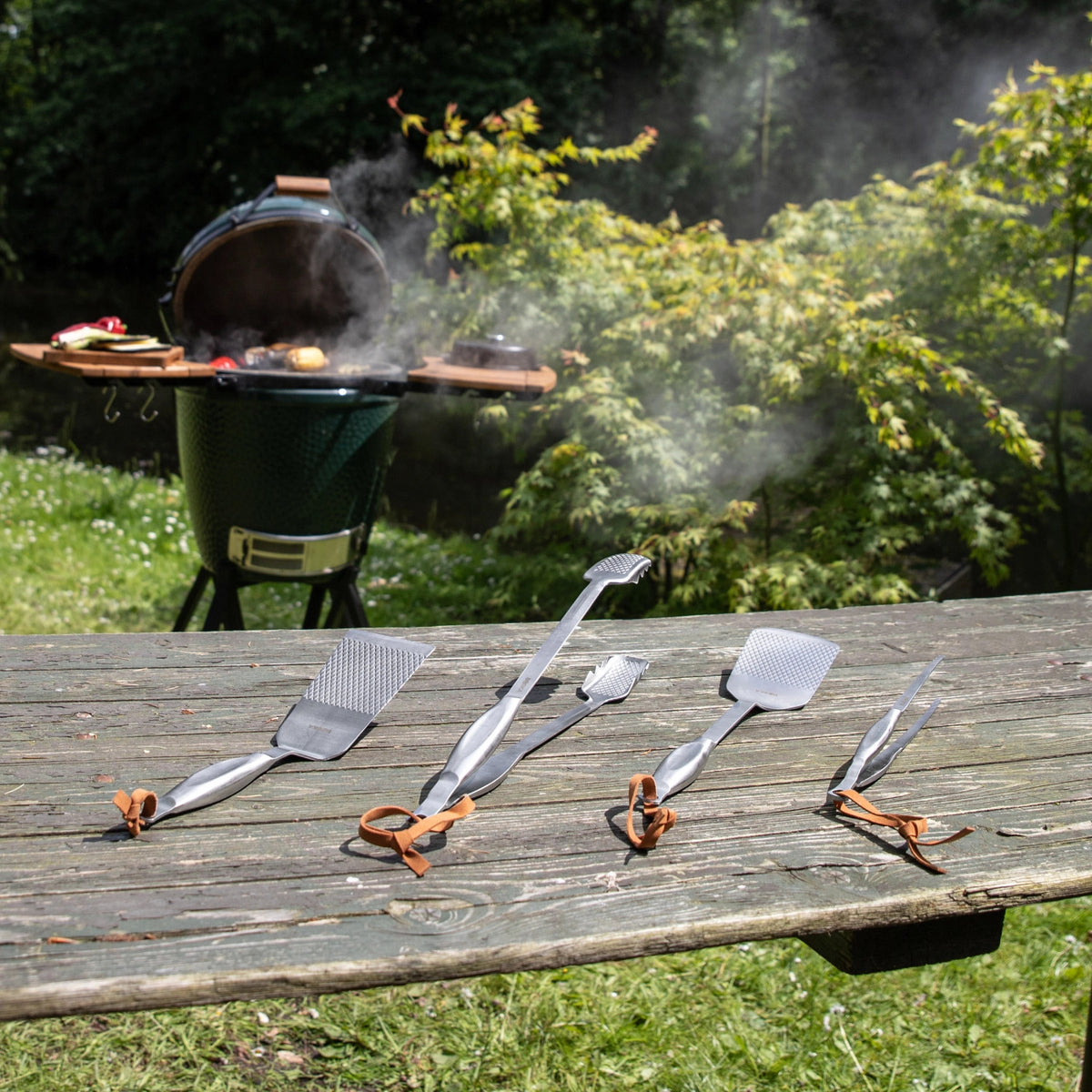 2tlg Monaco+ BBQ Tools in Braun präsentiert im Onlineshop von KAQTU Design AG. Grillzubehör ist von Boska