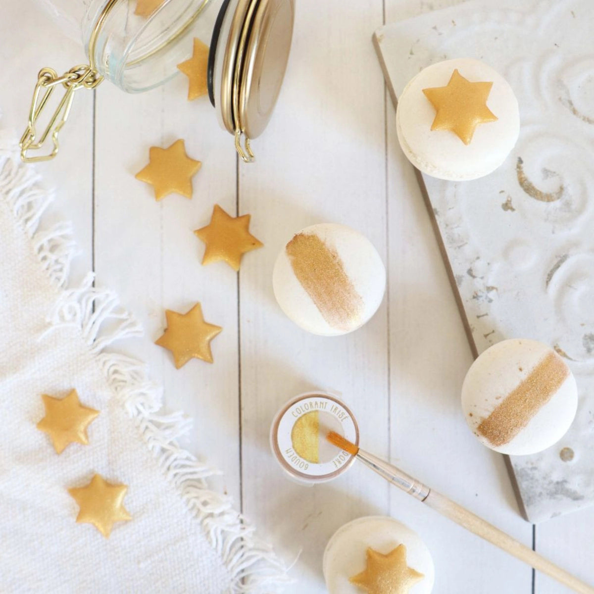 Marzipandekor Weihnachten Sterne 15g in Gold präsentiert im Onlineshop von KAQTU Design AG. Zutaten ist von Scrap Cooking