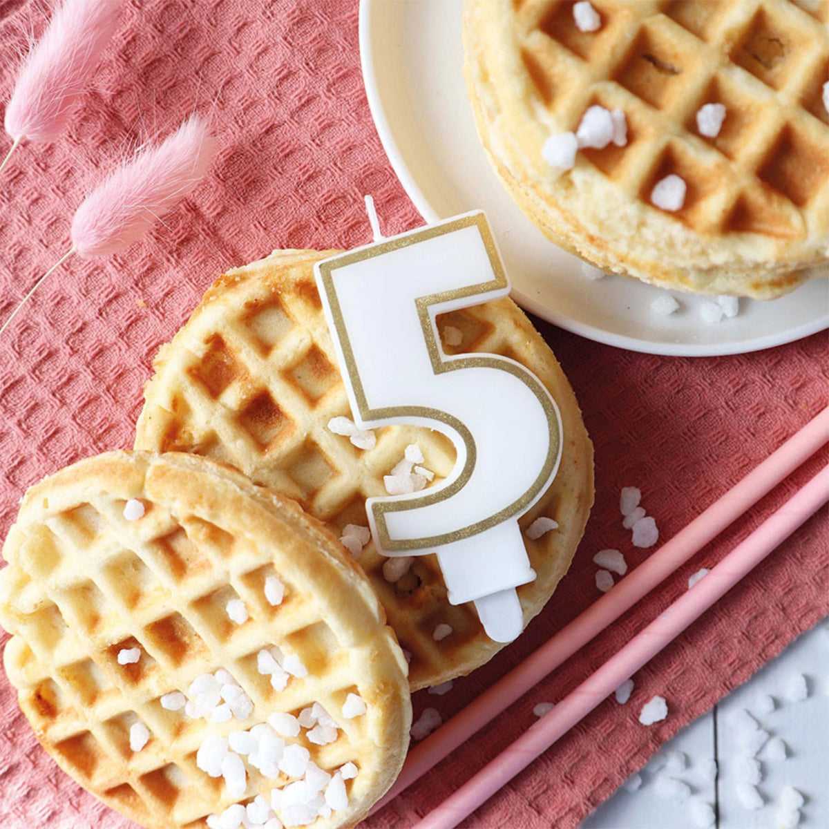 Teigmischung Waffeln 480g in Braun präsentiert im Onlineshop von KAQTU Design AG. Zutaten ist von Scrap Cooking