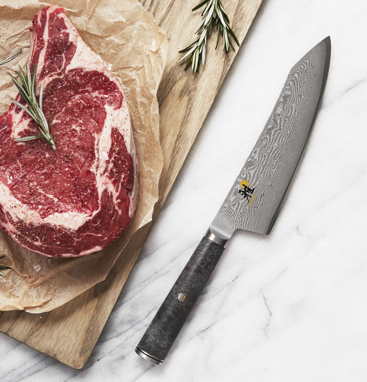 5000 MCD 67 Rocking Santoku 18cm in Braun präsentiert im Onlineshop von KAQTU Design AG. Damastmesser ist von Miyabi