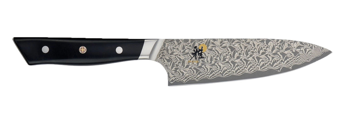 800 DP Gyutoh 16cm in Braun präsentiert im Onlineshop von KAQTU Design AG. Damastmesser ist von Miyabi