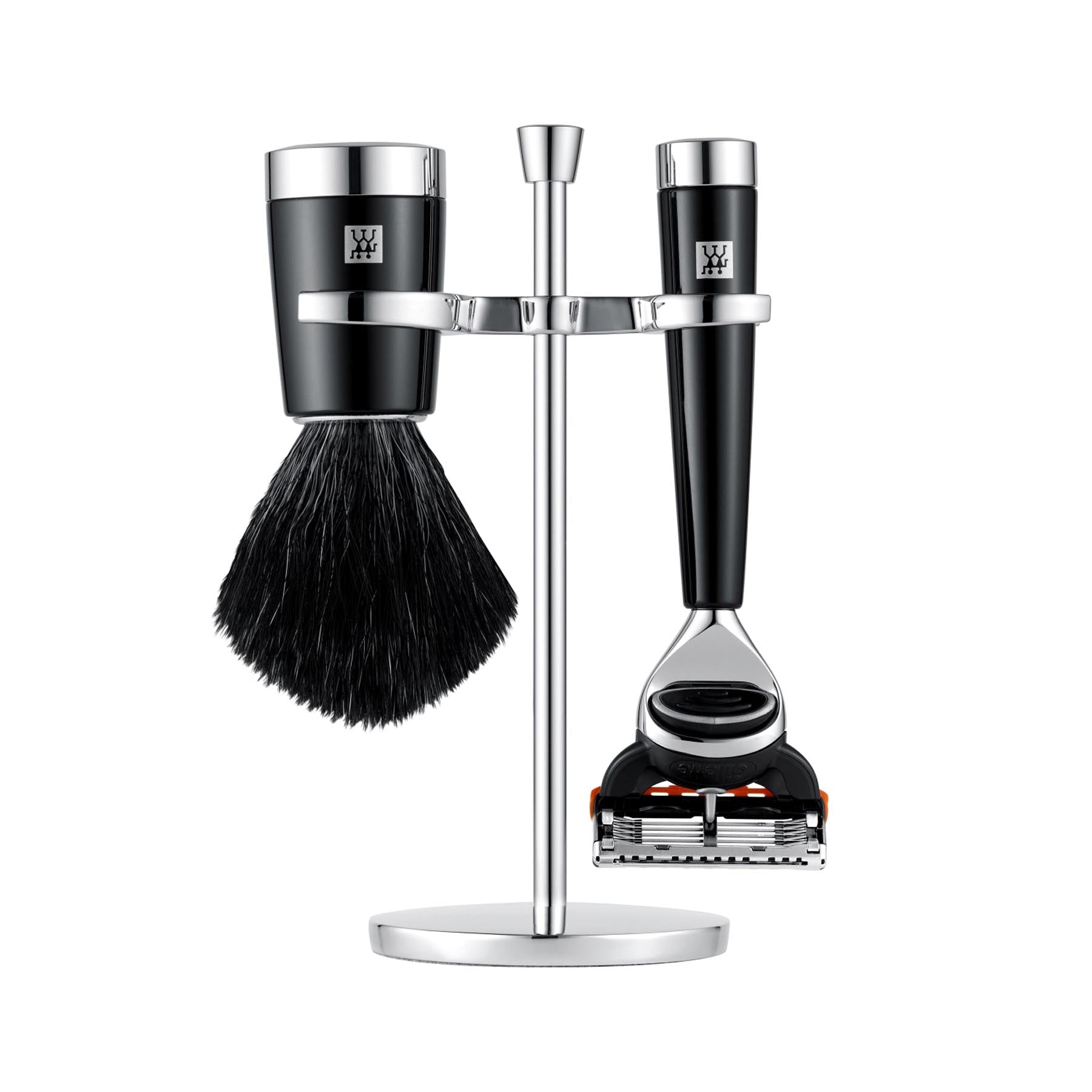 Classic Rasier Set mit Rasierer in Schwarz präsentiert im Onlineshop von KAQTU Design AG. Pflege ist von Zwilling Beauty