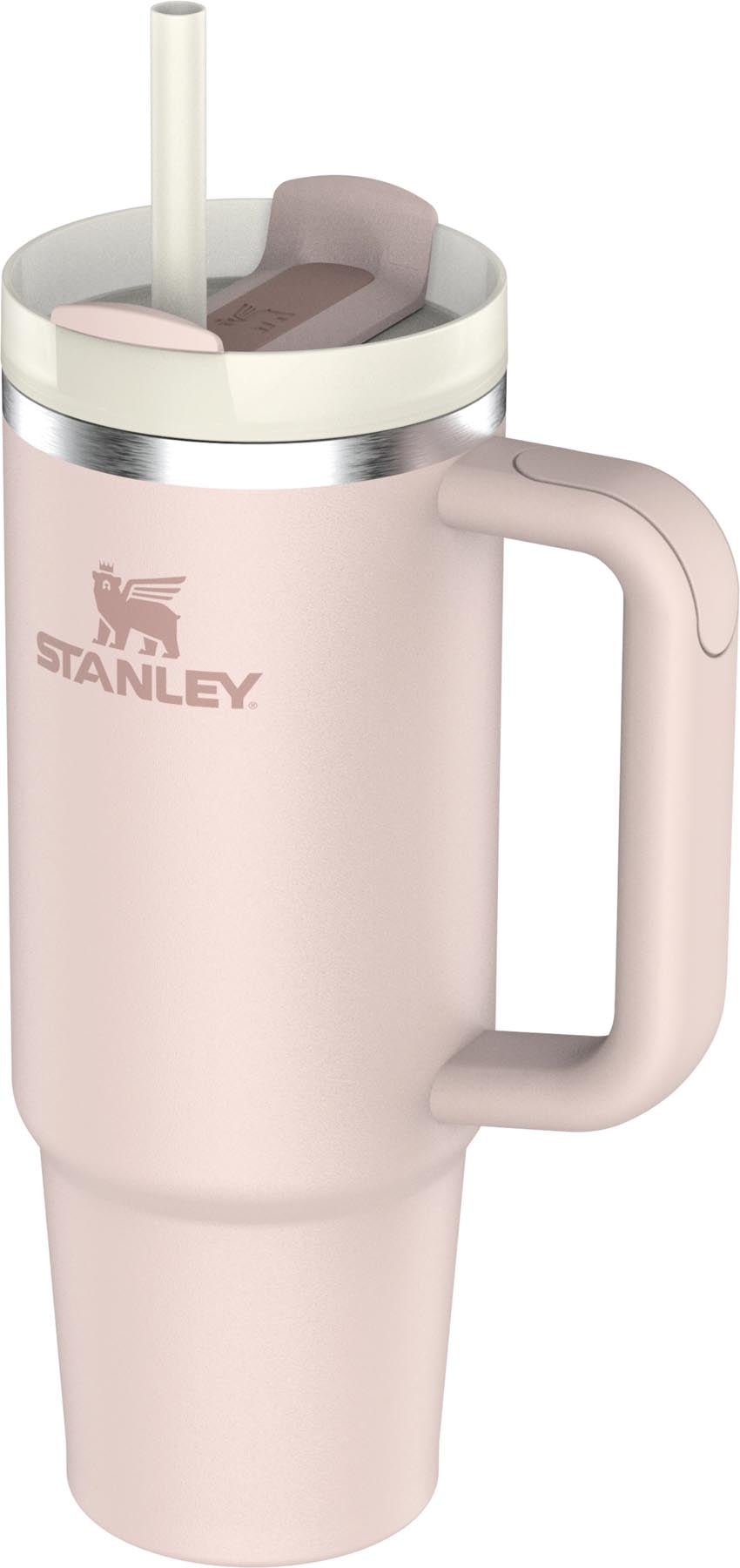 Stylische Stanley Quencher FlowState 0.89l in zartem Rosenquarz, ideal für kalte und heiße Getränke, perfekt für aktive Lebensstile.