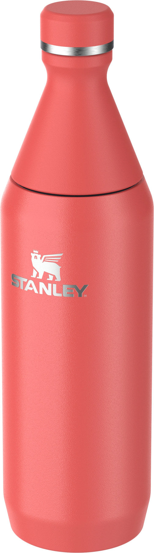 All Day Slim Flasche 0.6l hot coral gloss in Rot präsentiert im Onlineshop von KAQTU Design AG. Thermosflasche ist von Stanley