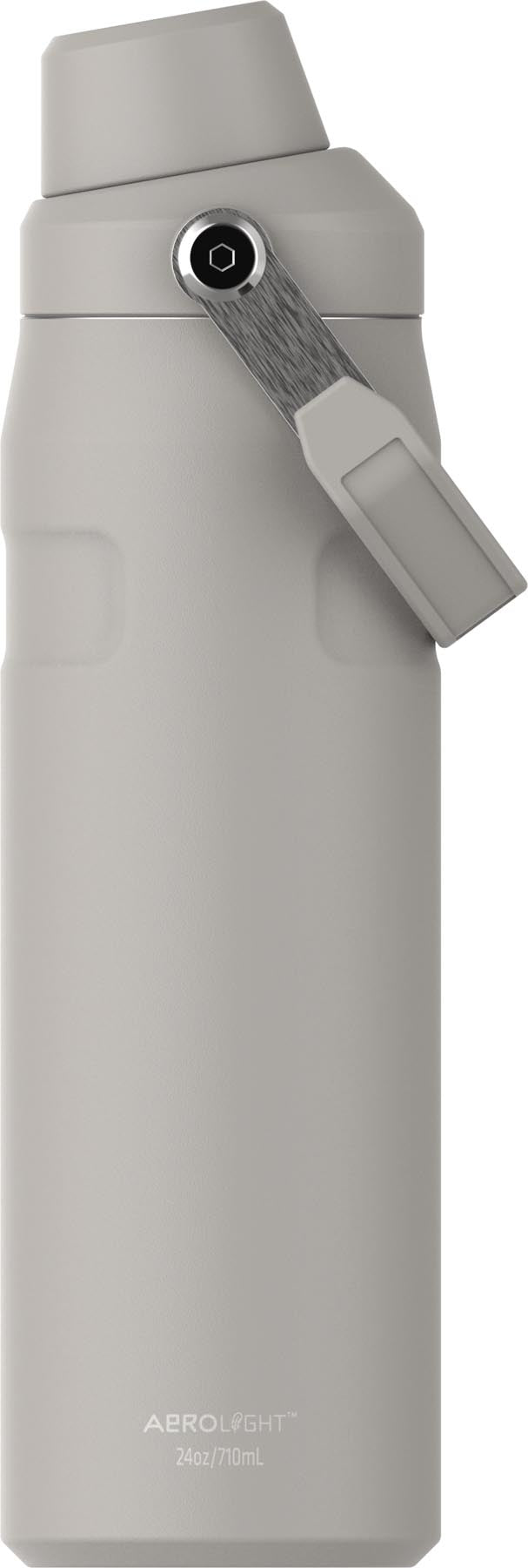 Moderne Stanley IceFlow Fast Flow Flasche 0.7l in schickem Ash-Grau, perfekt für die Erfrischung bei Outdoor-Aktivitäten.