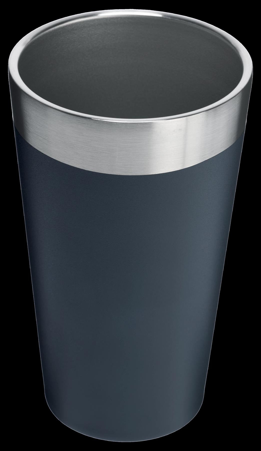 Eleganter Stacking Tumbler von Stanley in der Farbe Twilight, ideal für Getränke unterwegs, mit einem Fassungsvermögen von 0.47l.