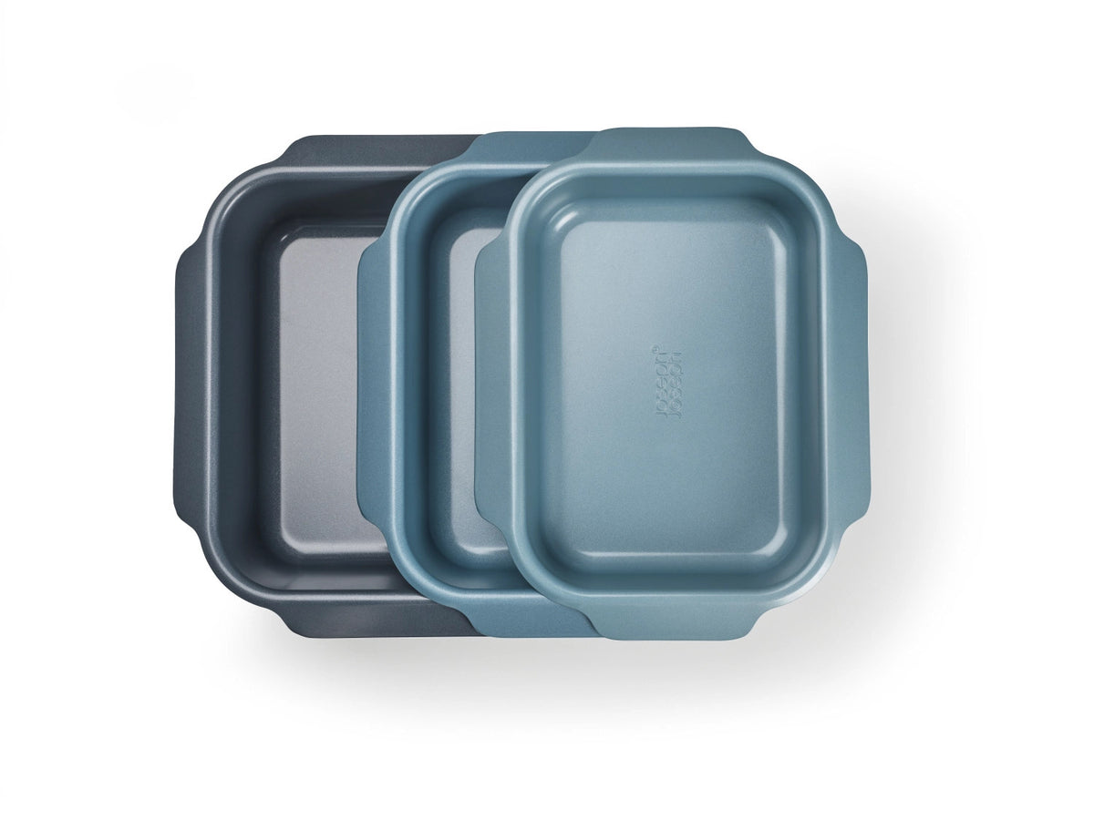 3er Set Nest Oven Backform 41x30 30x30 24x24 in Blau präsentiert im Onlineshop von KAQTU Design AG. Backform / Backblech ist von Joseph Joseph