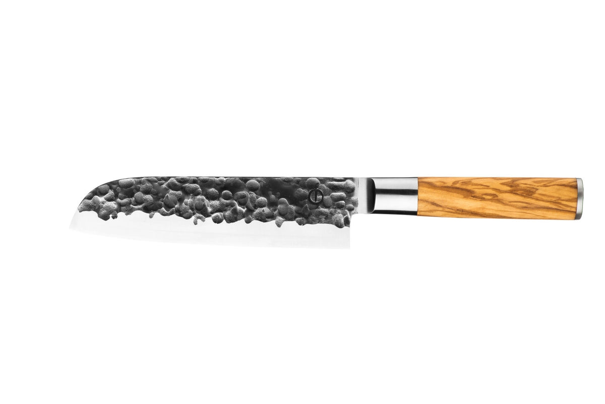 Olive Santokumesser 18cm in Beige präsentiert im Onlineshop von KAQTU Design AG. Küchenmesser ist von Forged