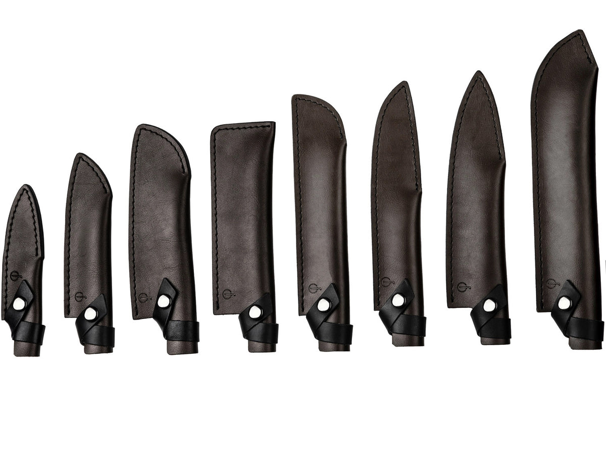 Lederetui Brotmesser in Gelb präsentiert im Onlineshop von KAQTU Design AG. Küchenmesser ist von Forged