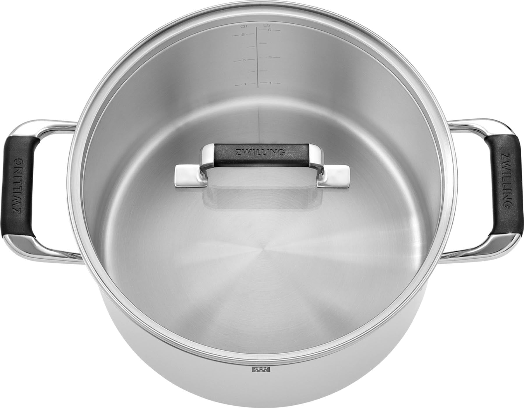 Elegantes 5-teiliges Kochtopfset von Zwilling Poletto, ideal für kreative Küchenabenteuer und ansprechende Präsentation von Gerichten.