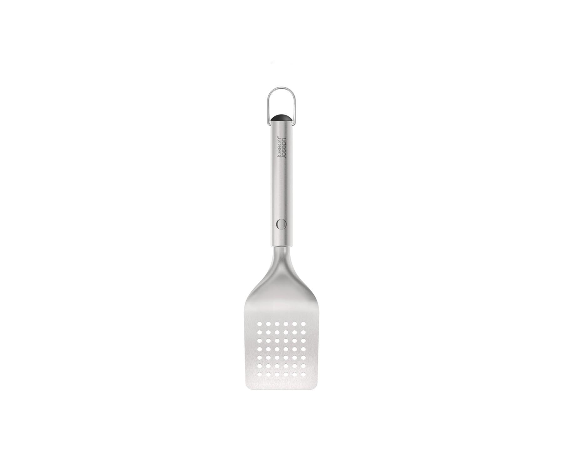 4er Set GrillOut BBQ-Utensilien Set mit Etui Edelstahl in Silber präsentiert im Onlineshop von KAQTU Design AG. Grillzubehör ist von Joseph Joseph