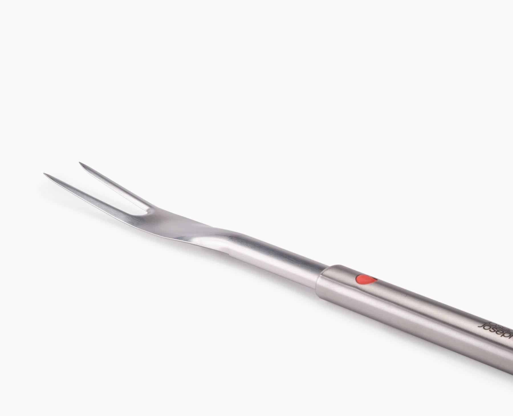 Hochwertiges Grillbesteck-Set von Joseph Joseph: Edelstahl Wender, Zange und Gabel für müheloses Wenden und Servieren beim Grillen.