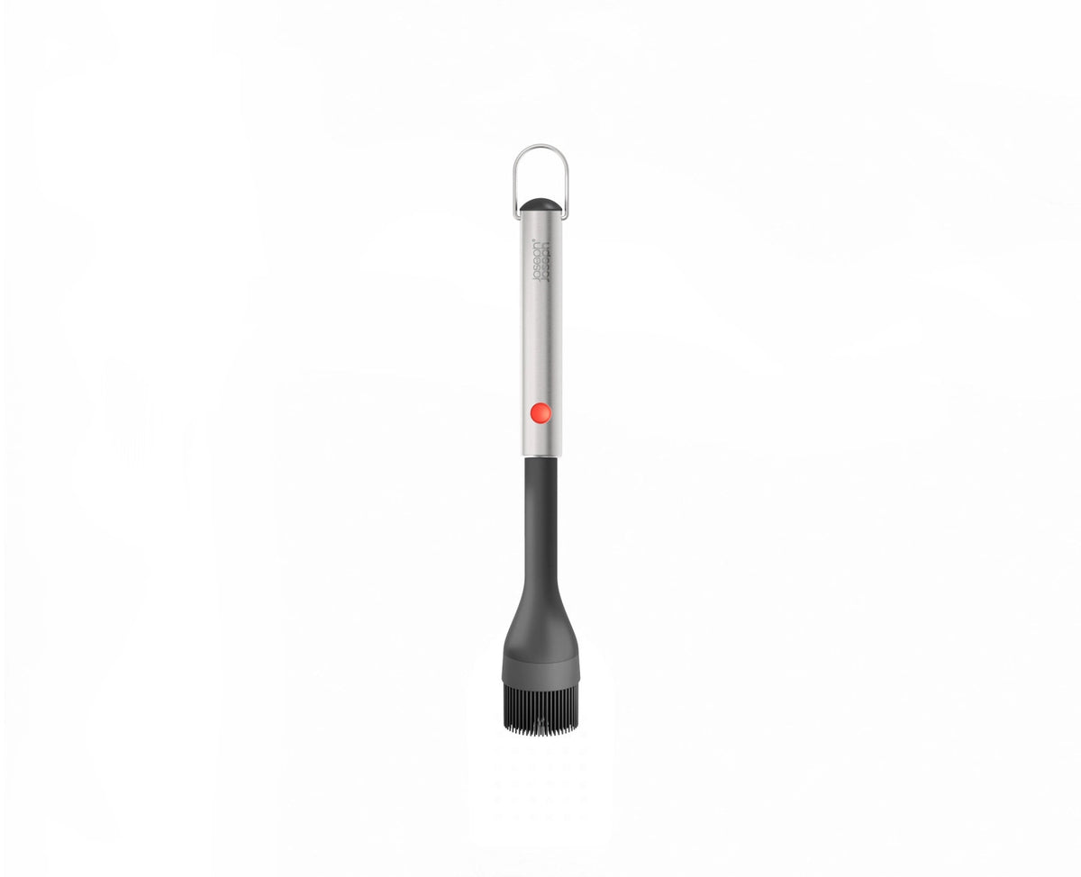 GrillOut BBQ Pinsel einziehbarer Kopf Silikon 34.9-27.5cm in Silber präsentiert im Onlineshop von KAQTU Design AG. Grillbesteck ist von Joseph Joseph