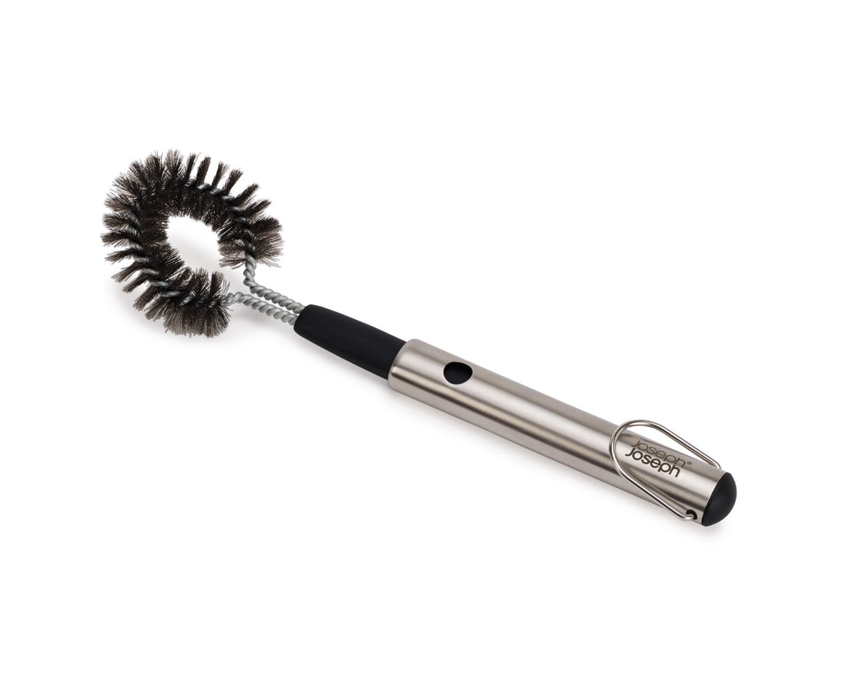 GrillOut BBQ Reinigungsbürste einziehbarer Kopf 39.9-32cm in Silber präsentiert im Onlineshop von KAQTU Design AG. Grillbürsten ist von Joseph Joseph