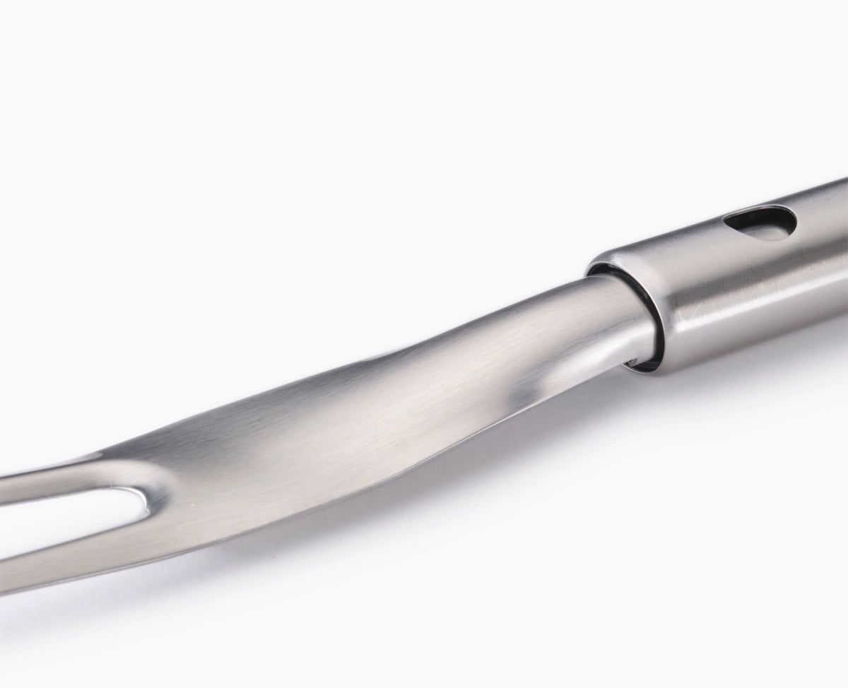 GrillOut BBQ Gabel einziehbarer Kopf  Edelstahl 41.7-35cm in Silber präsentiert im Onlineshop von KAQTU Design AG. Grillbesteck ist von Joseph Joseph