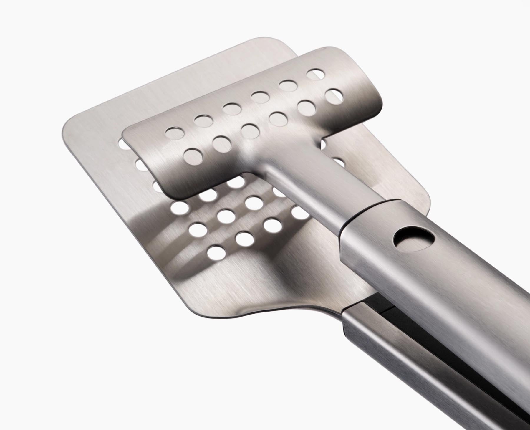 Vielseitiger GrillWender von Joseph Joseph mit innovativem, einziehbarem Kopf und Zange, perfekt für Grillabenteuer und köstliche BBQ-Momente.
