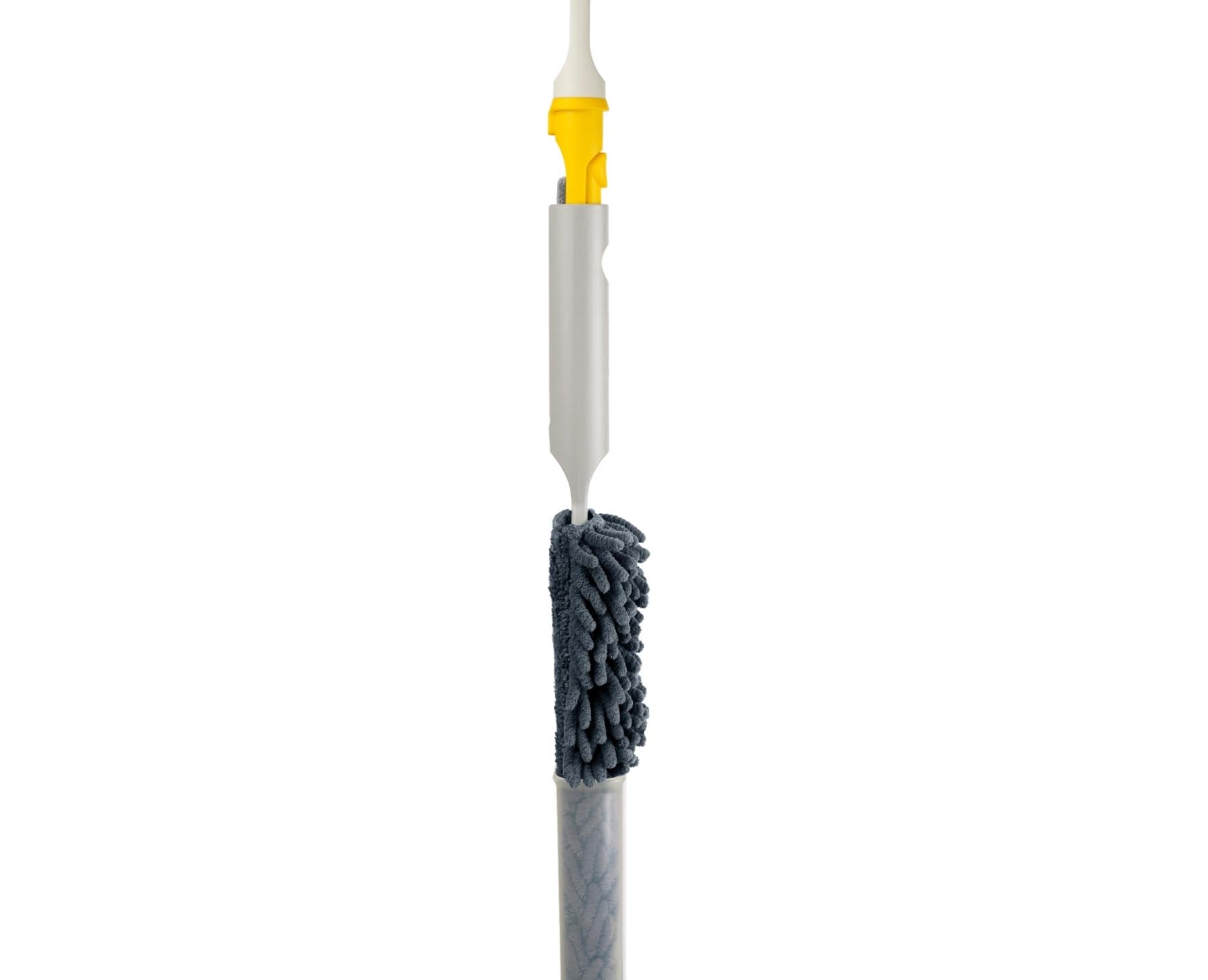 CleanTech Staubwedel mit Hülle 4x8x53cm light stone in Grau präsentiert im Onlineshop von KAQTU Design AG. Besen ist von Joseph Joseph