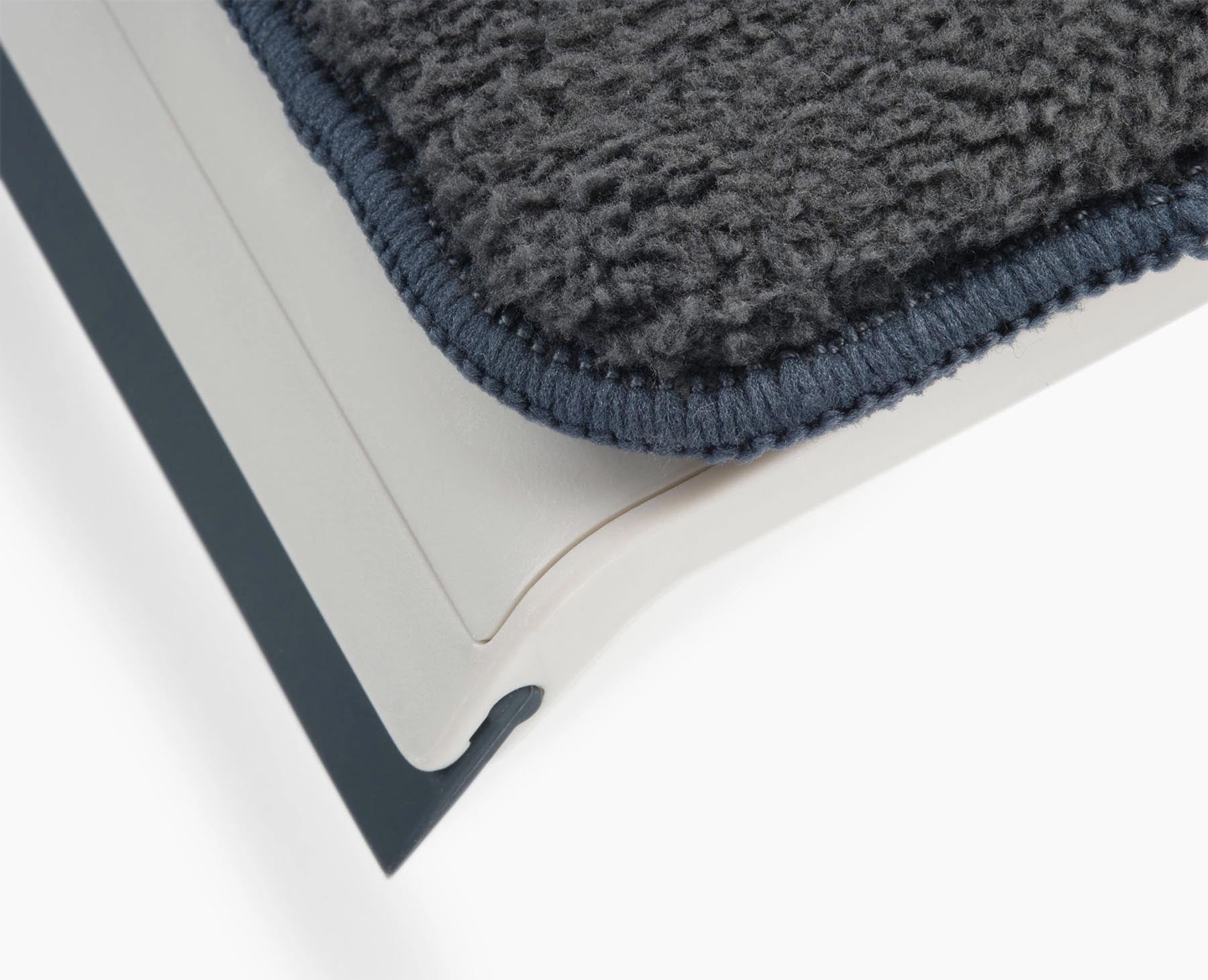 Praktisches CleanTech Ersatzpad in Blau, 27x9 cm, perfekt für streifenfreies Reinigen von Fenstern und Glasflächen.