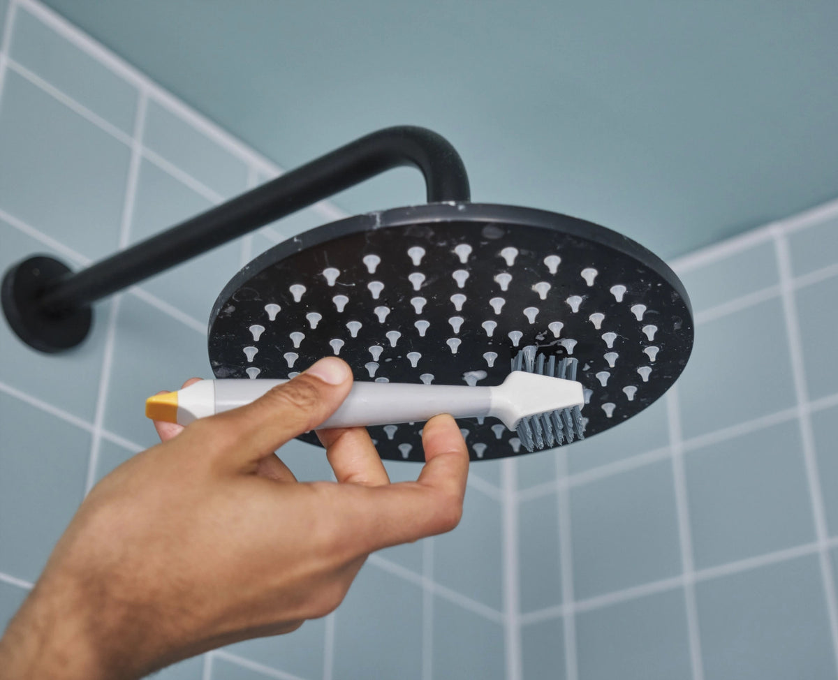 CleanTech Reinigungsset komplett light stone in Grau präsentiert im Onlineshop von KAQTU Design AG. Reinigung & Wäsche ist von Joseph Joseph