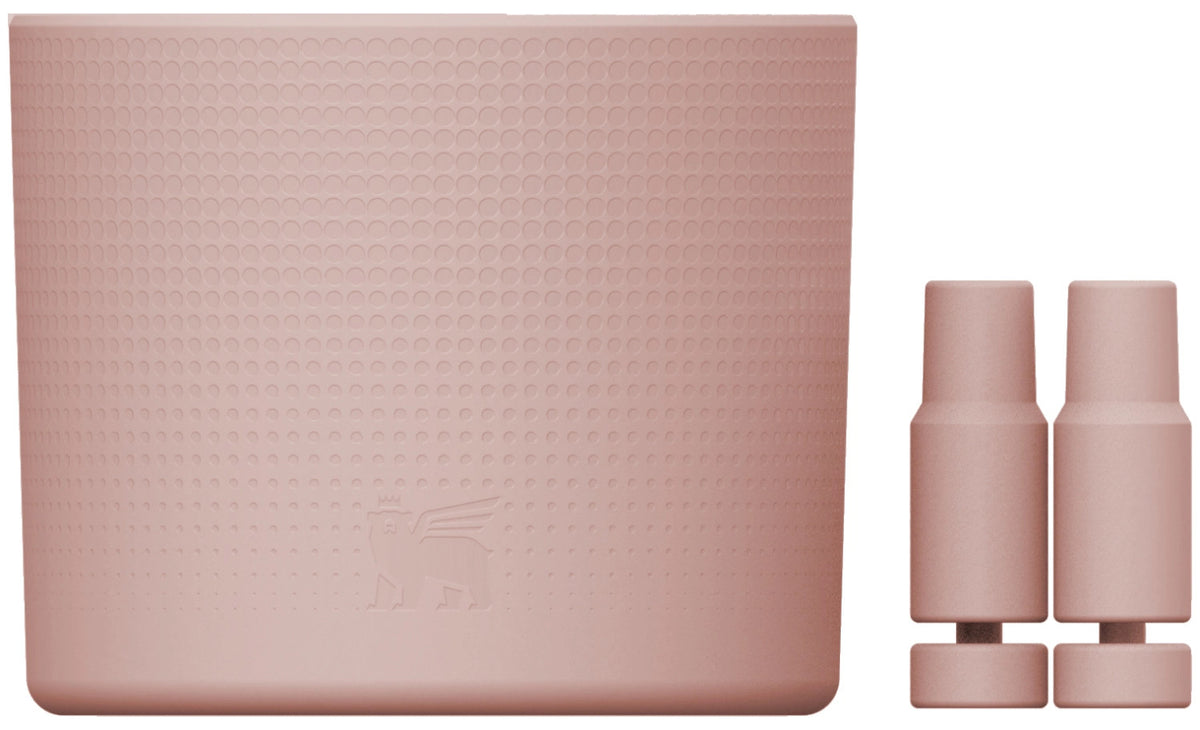 Quencher Antirutsch & Strohhalmabdeckung 1.18l pink dusk in Pink präsentiert im Onlineshop von KAQTU Design AG. Zutaten ist von Stanley