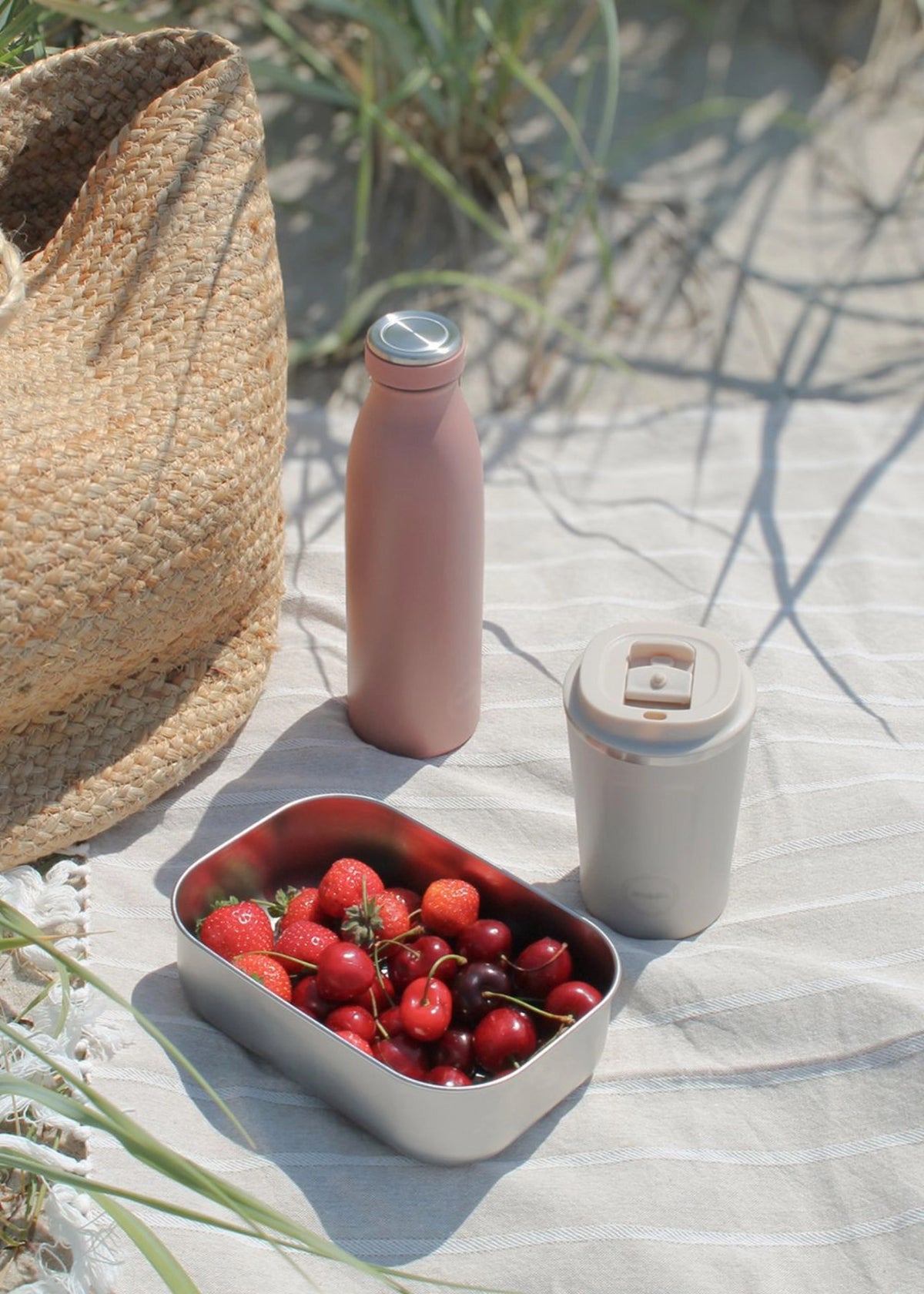 Lunch Box 1000ml Cream Beige in Beige präsentiert im Onlineshop von KAQTU Design AG. Snackbox ist von AYA&IDA