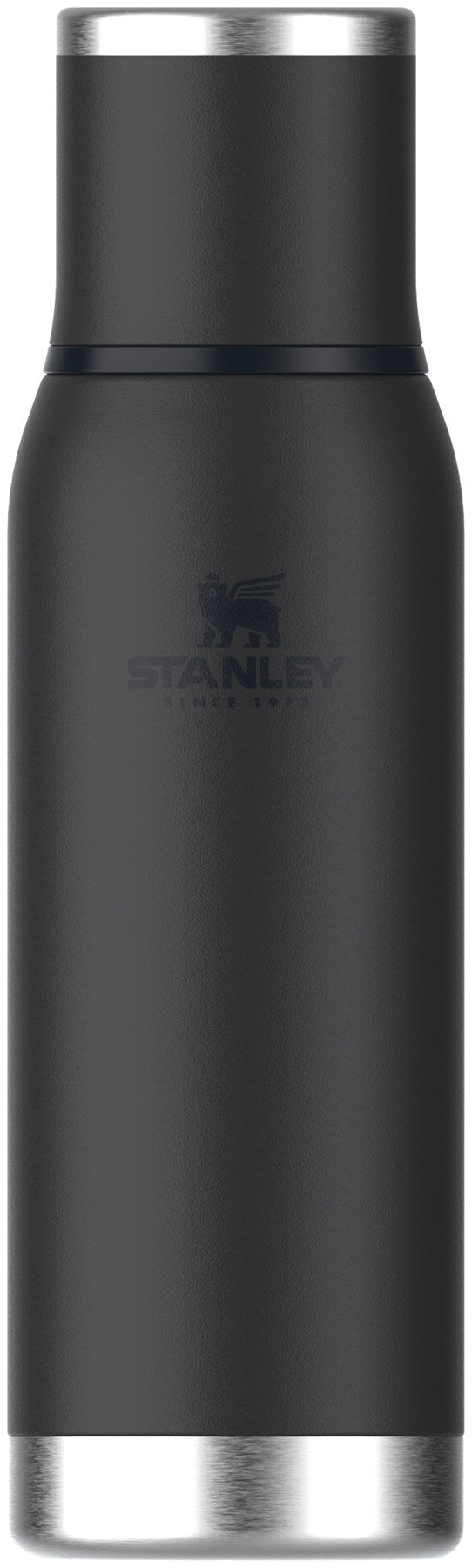 Adventure To-Go Flasche 0.75l black 2.0 in Schwarz präsentiert im Onlineshop von KAQTU Design AG. Thermosflasche ist von Stanley