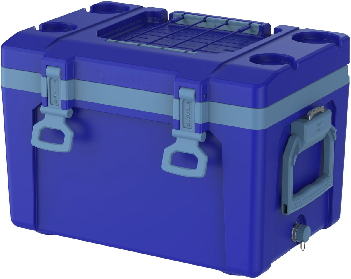 Easy-Carry Outdoor Cooler 23l cobalt in Blau präsentiert im Onlineshop von KAQTU Design AG. Kühltasche ist von Stanley