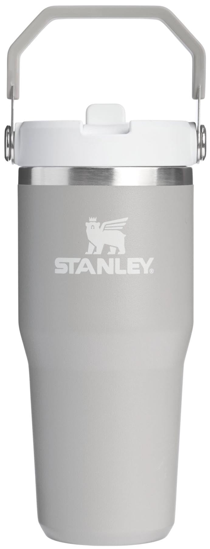 IceFlow Flip Straw Becher 0.41l ash in Grau präsentiert im Onlineshop von KAQTU Design AG. Aufbewahrungsbehälter ist von Stanley