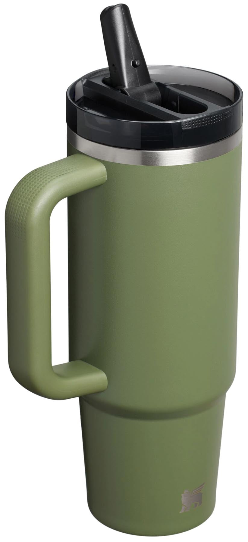 Stylische Thermosflasche Quencher ProTour mit Flip Straw in der Farbe dried pine, ideal für unterwegs und perfekt für kalte Getränke.