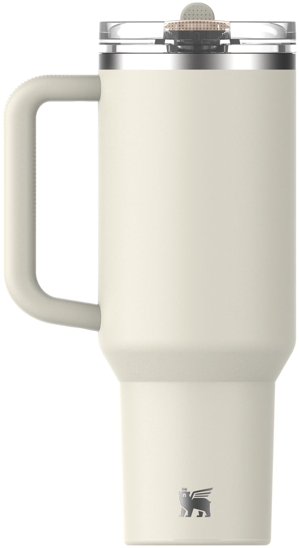 Stylische Stanley Thermosflasche Quencher ProTour Flip Straw 1.18l in Cremefarbe, ideal für unterwegs und perfekt für kalte Getränke.