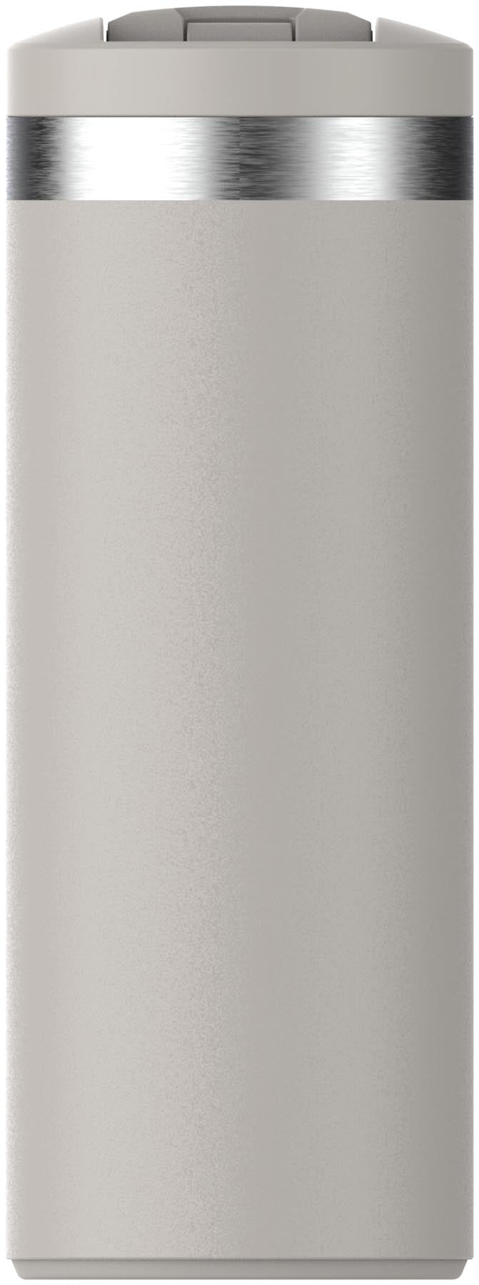 Stylischer Transit Fliptop Becher von Stanley in elegantem Grau, ideal für unterwegs und perfekt für heiße und kalte Getränke.