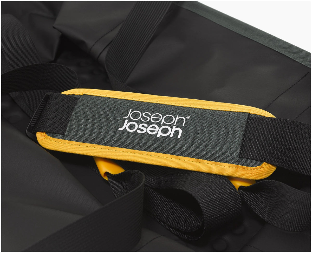 Hold-All Wäschekorb faltbar outdoor 45l grün in Grün präsentiert im Onlineshop von KAQTU Design AG. Wäschekorb ist von Joseph Joseph