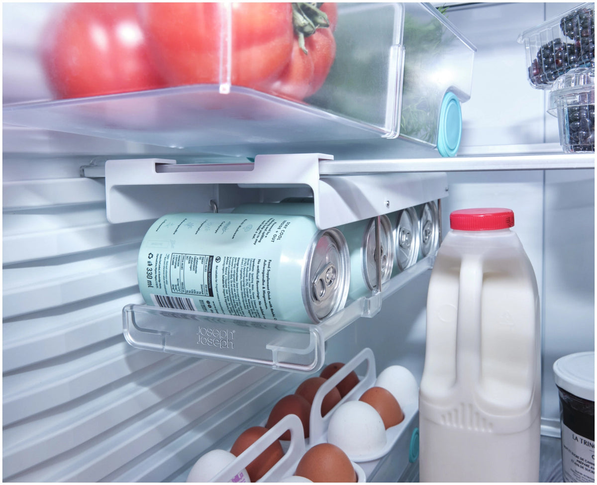 FridgeStore Kühlschrank-Unterregal Dosenhalter in Grau präsentiert im Onlineshop von KAQTU Design AG. Küchenhelfer ist von Joseph Joseph