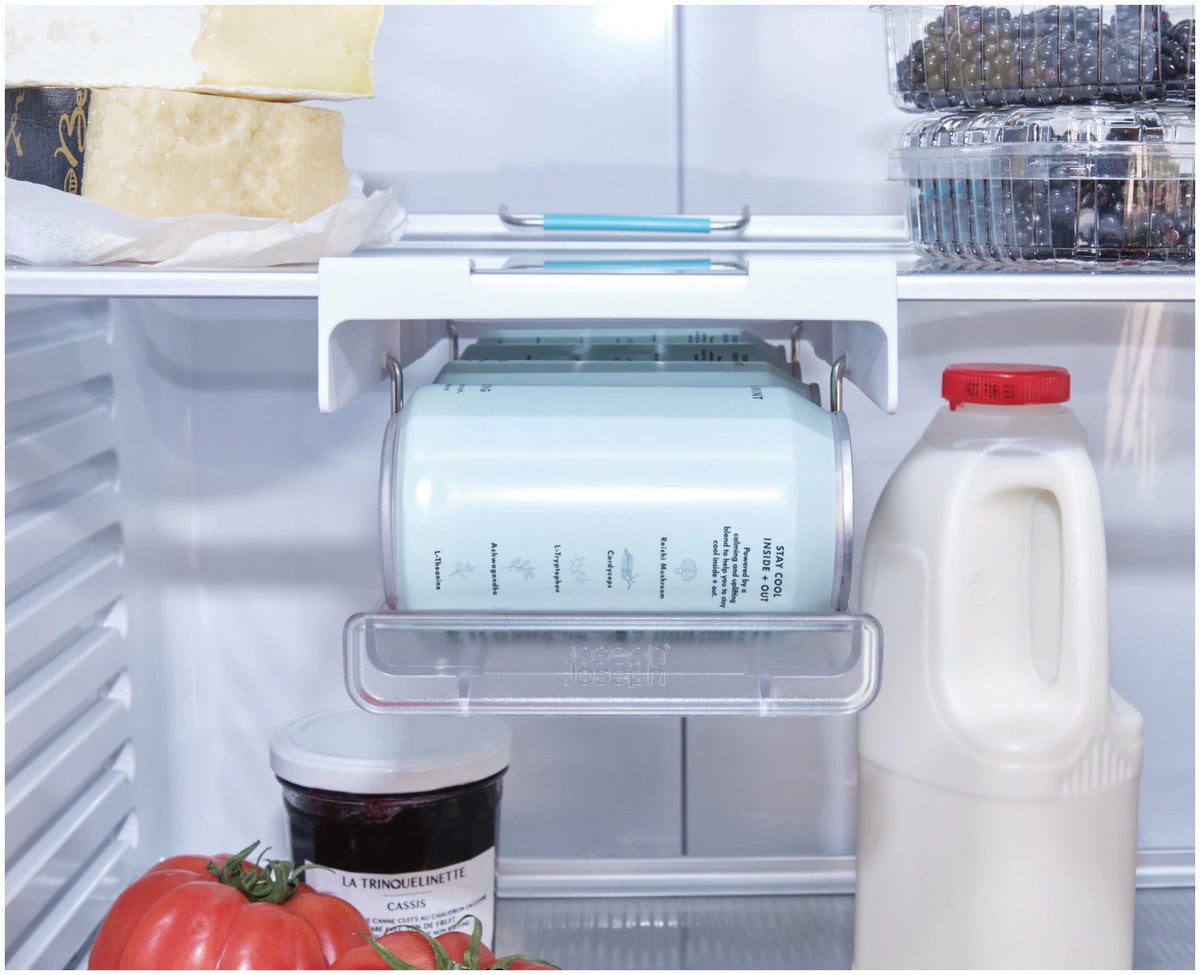 FridgeStore Kühlschrank-Unterregal Dosenhalter in Grau präsentiert im Onlineshop von KAQTU Design AG. Küchenhelfer ist von Joseph Joseph