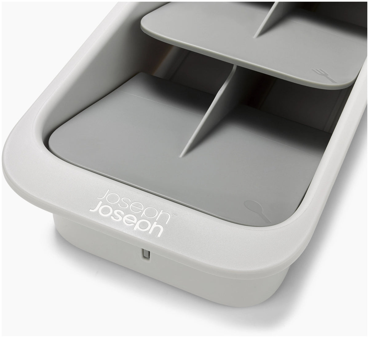 DrawerStore Besteckkasten kompakt aus recycl. Kunststoff in Grau präsentiert im Onlineshop von KAQTU Design AG. Besteckboxen ist von Joseph Joseph