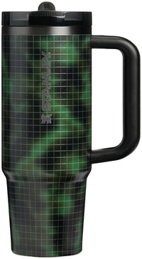 Quencher ProTour Flip Straw 0,89l di pino essiccato sfocato
