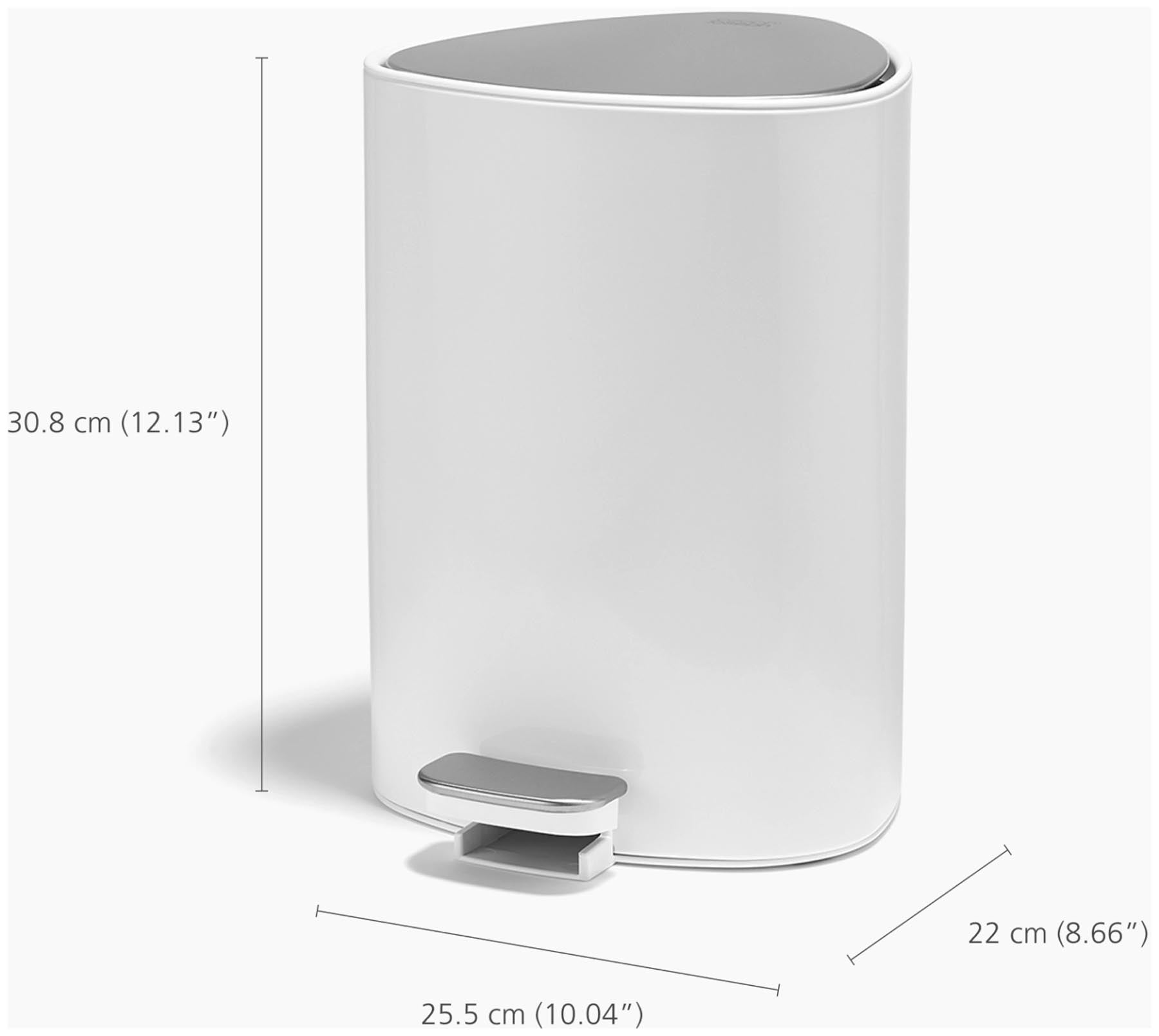 Moderner 5L Treteimer in Weiß von Joseph Joseph, perfekt für das Badezimmer. Stilvolles Design und einfache Handhabung für müllfreies Wohnen.