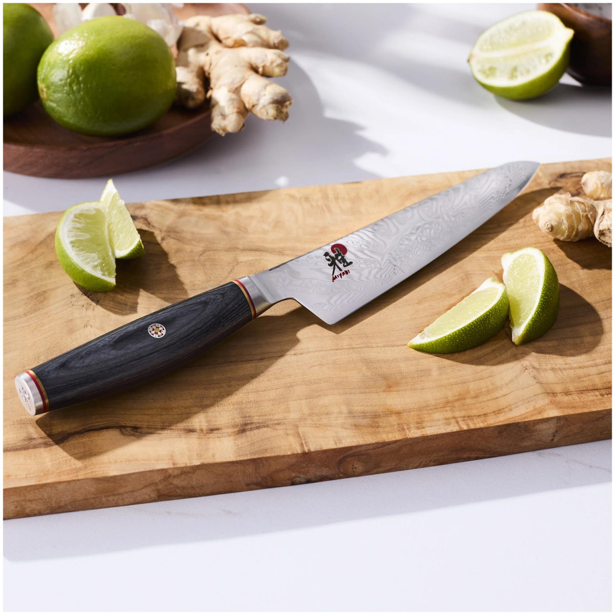 Tenmei Shotoh 13cm in Schwarz präsentiert im Onlineshop von KAQTU Design AG. Küchenmesser ist von Miyabi