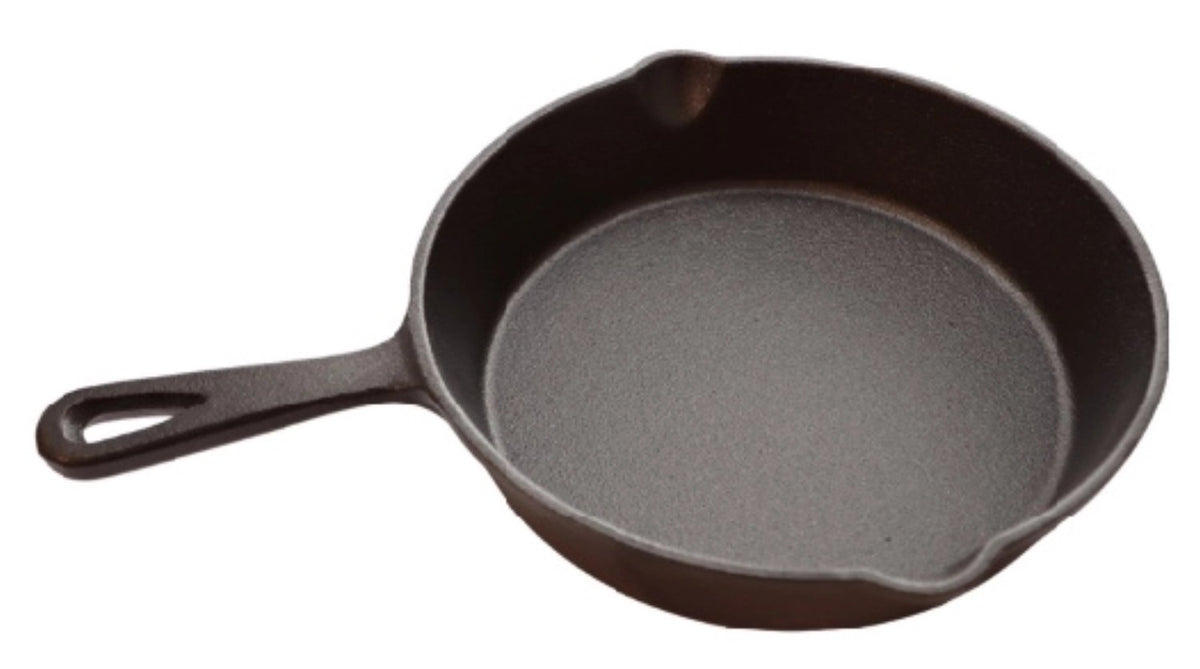 Schwarze Gusseisen-Kuchenform von Scrap Cooking, rechteckige Form mit glatter Oberfläche, Masse 30 x 23.1 x 5 cm, Gewicht 1.197 kg.