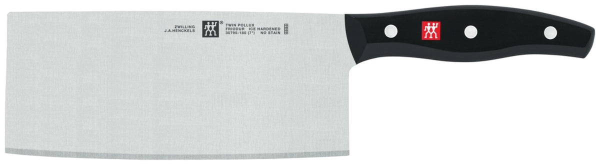 Zwilling Signature Kochmesser mit 18cm hoher Klinge aus Edelstahl, Griff im Drei-Nieten-Design, mehrfarbige Optik, Ansicht von der Seite.