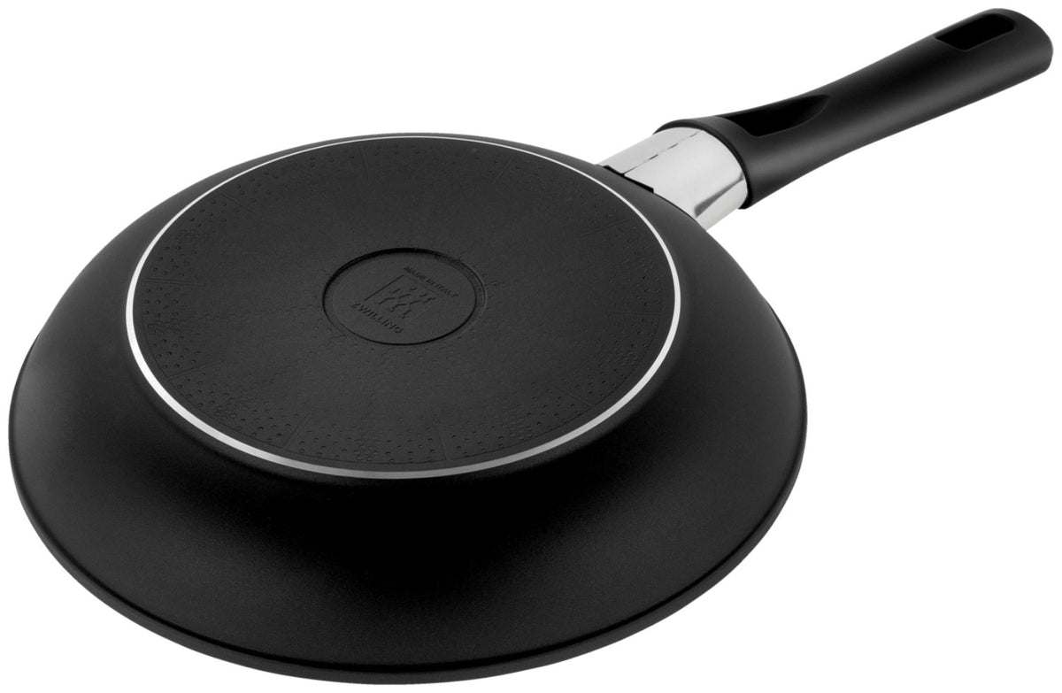 Schwarze Bratpfanne aus Aluminium mit Keramikbeschichtung, rundem Boden und Griff, Modell Lumotion 28cm von Zwilling