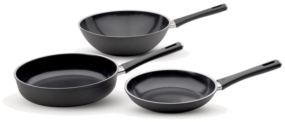 Schwarze Aluminium-Bratpfanne von Zwilling mit Keramikbeschichtung, Griff und Temperaturanzeige, Modell Lumotion Schmorpfanne 28cm, Draufsicht.