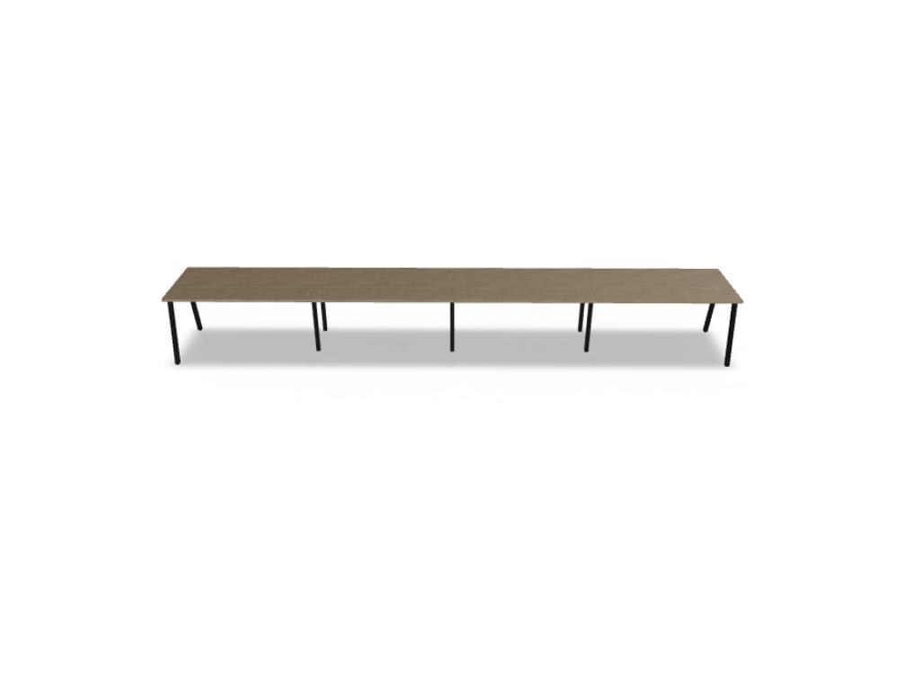 Schreibtisch Ogi M von Mdd mit Tischplatte in Honigeiche und schwarzem Metallgestell im 40x40 mm Profil, schräge Beine.