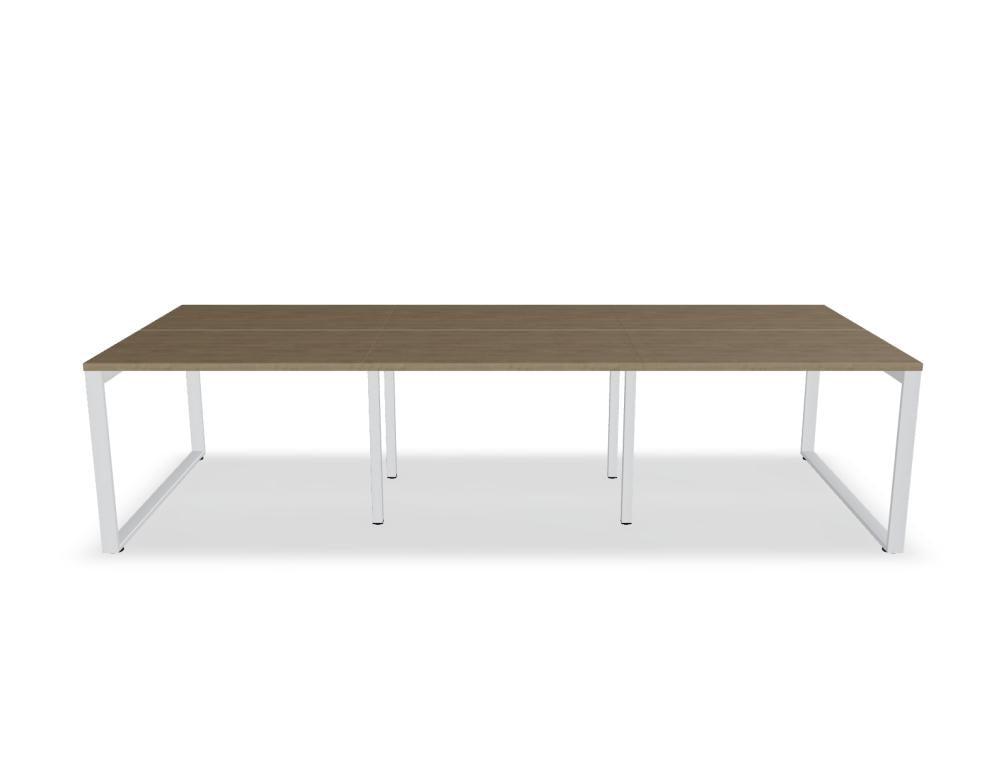 Ogi Q Bench BOQ50E3 Doppelschreibtisch von Mdd mit zwei hellen Arbeitsflächen und weißen Gestellen für moderne Büros