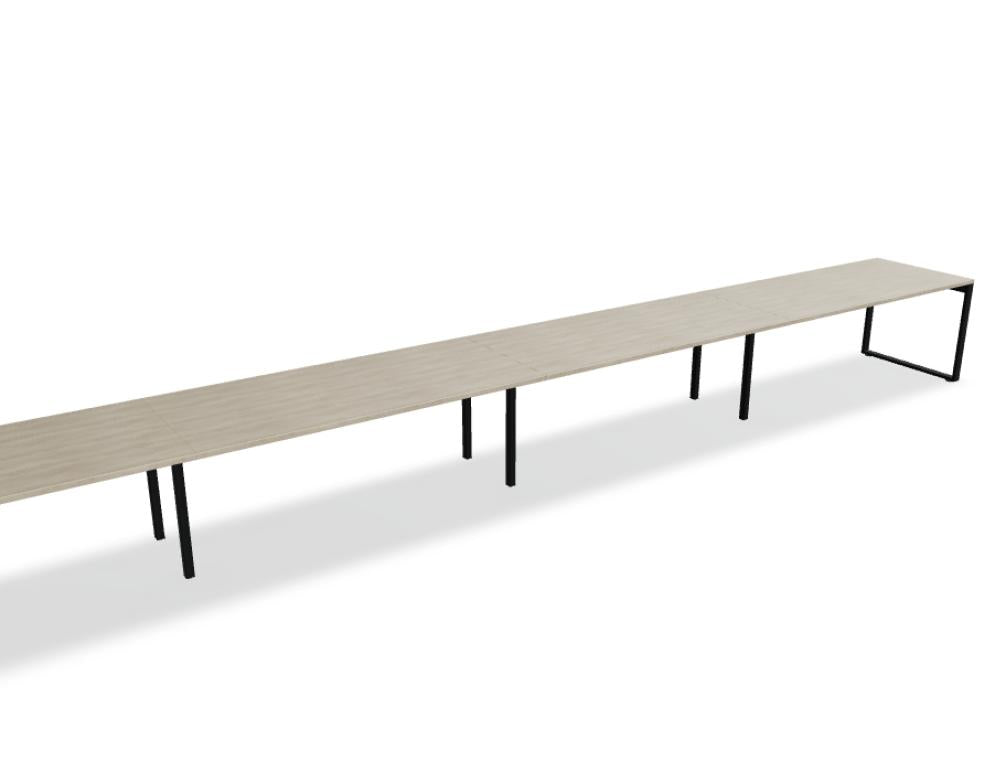 Bild zeigt den Ogi Q BOQ05E4 Schreibtisch aus der MDD-Kollektion, zeitloses Design, helles Holzfinish, klare Linien, ideal für modernes Home-Office